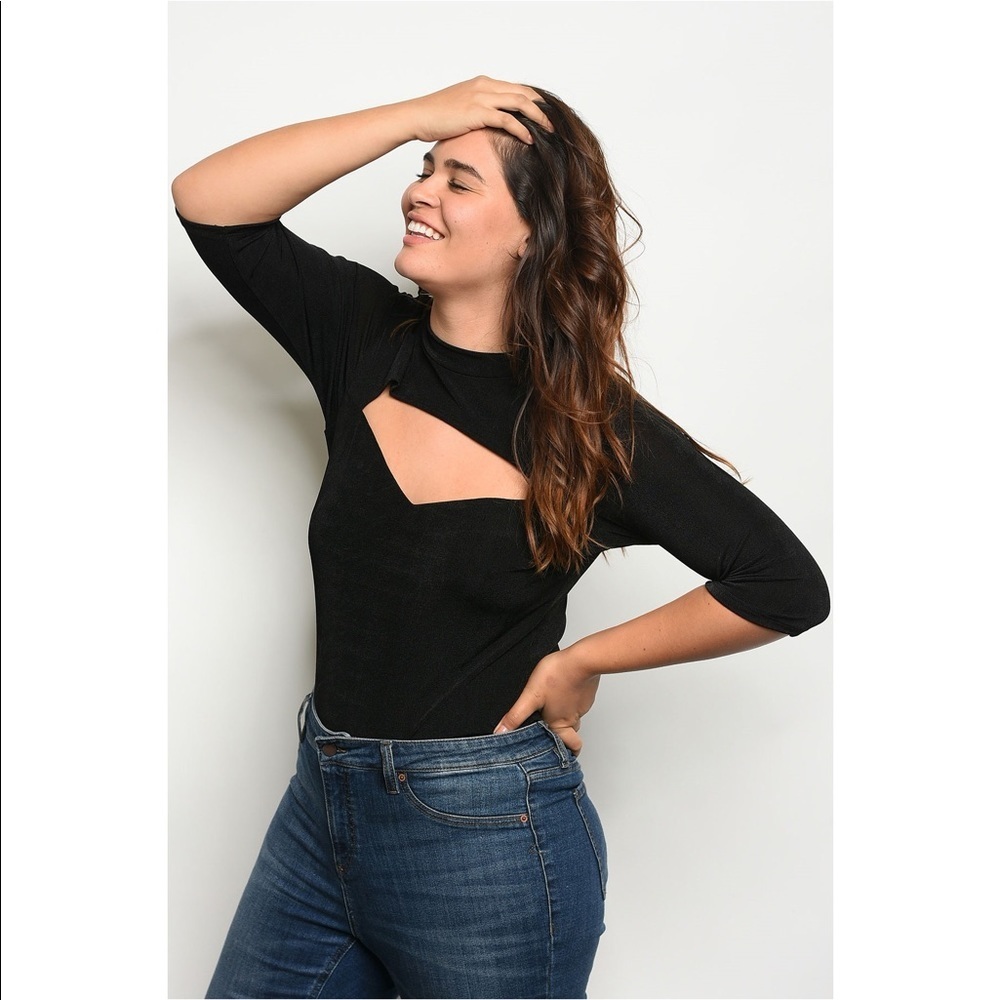 Curvy Black 3/4 Slv Cutout Neckline Bodysuit